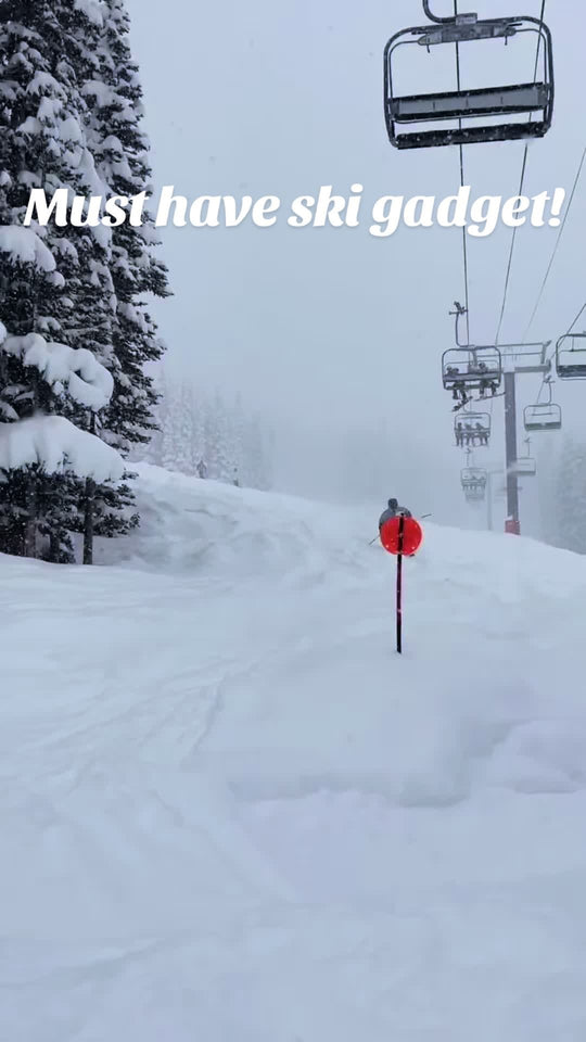 TikTok clip: must-have ski gadget on the chairlift, 80K views